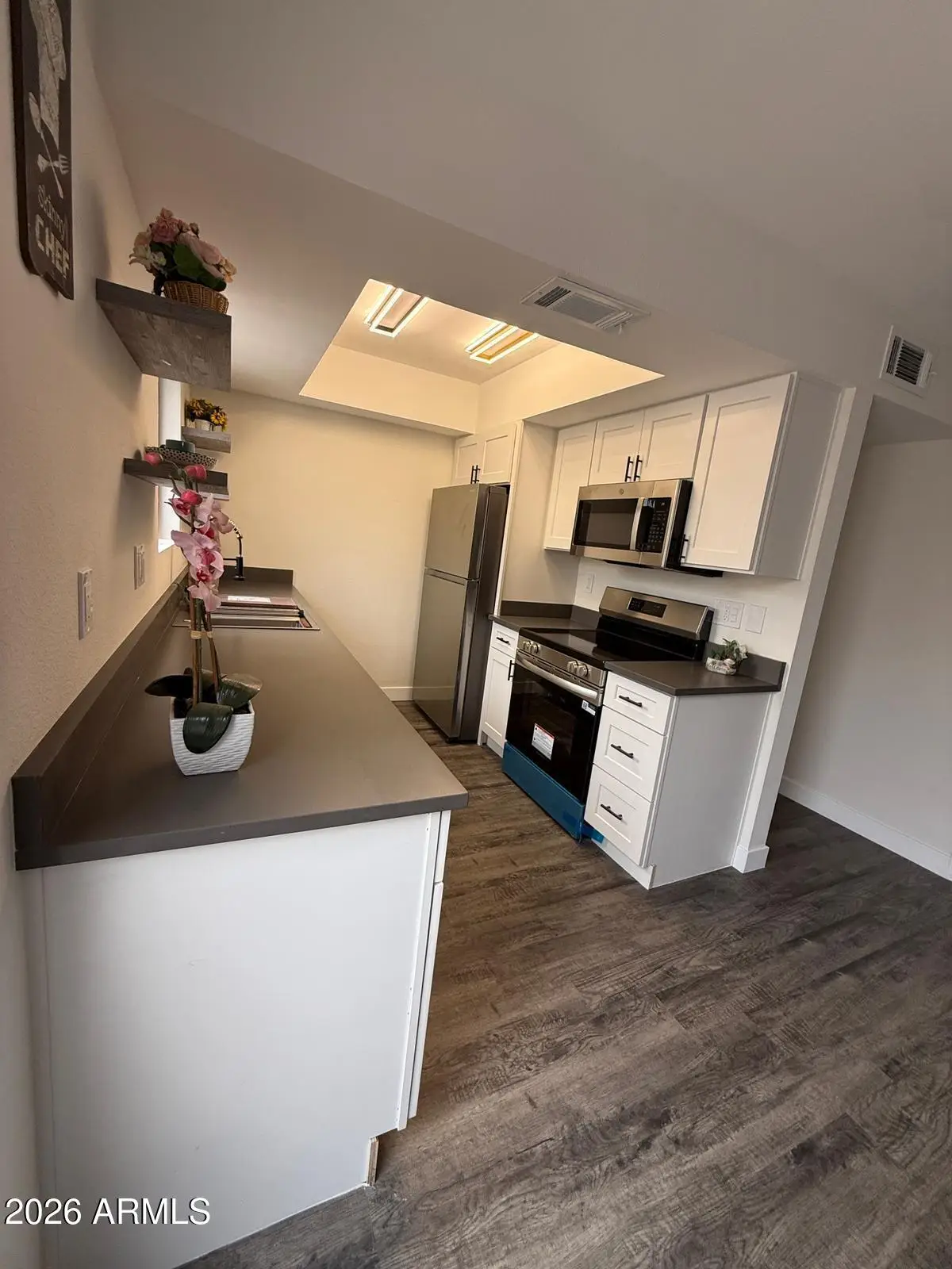 3119 W Cochise Drive #231, Phoenix, AZ 85051 - #1