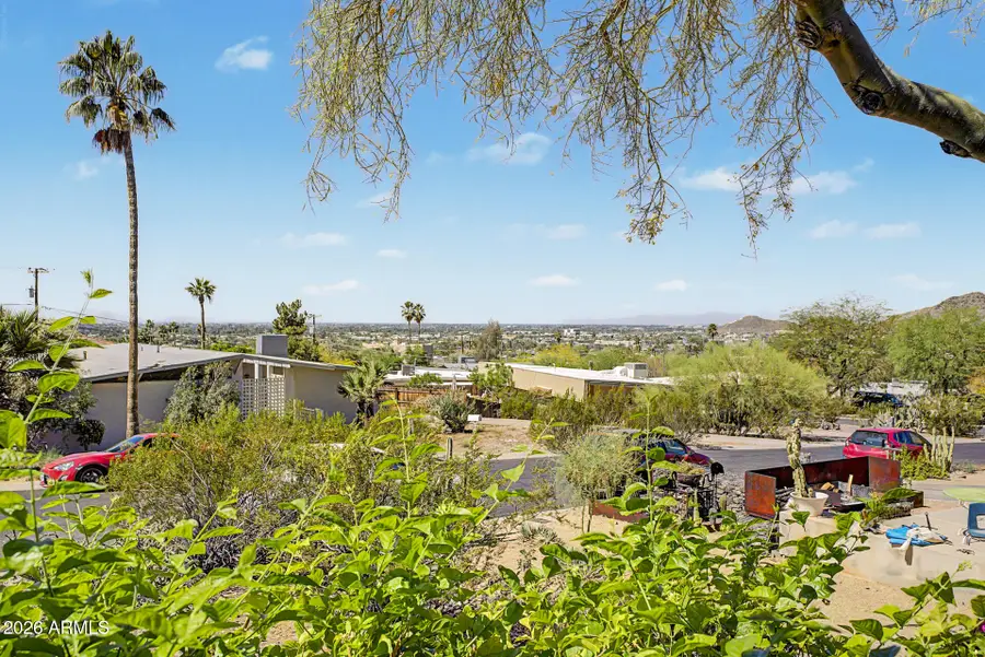 1742 E Mountain View Road, Phoenix, AZ 85020 - #3