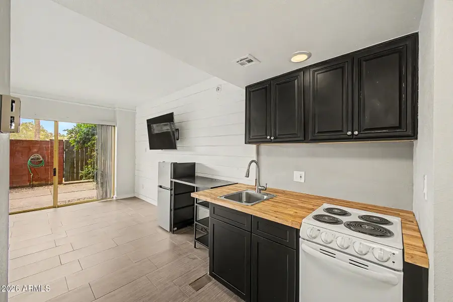 4750 N Central Avenue #L1, Phoenix, AZ 85012 - #3