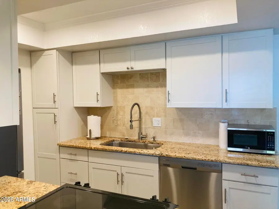 7557 N Dreamy Draw Drive #276, Phoenix, AZ 85020 - #3