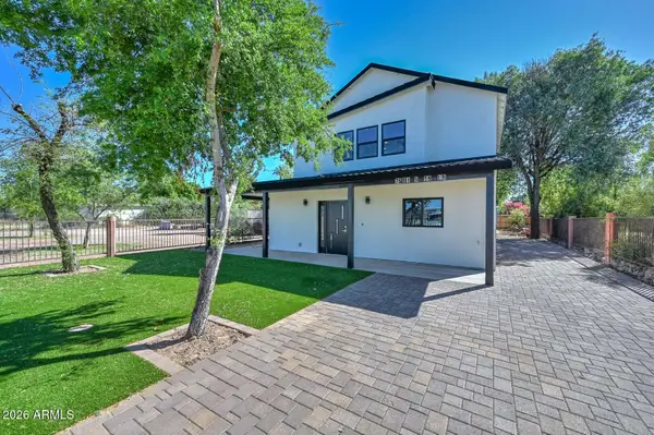 7601 N 59th Lane N, Glendale, AZ 85301