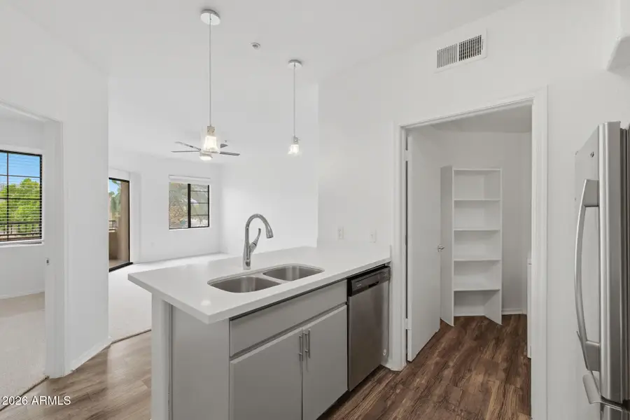 5302 E Van Buren Street #2009, Phoenix, AZ 85008 - #3