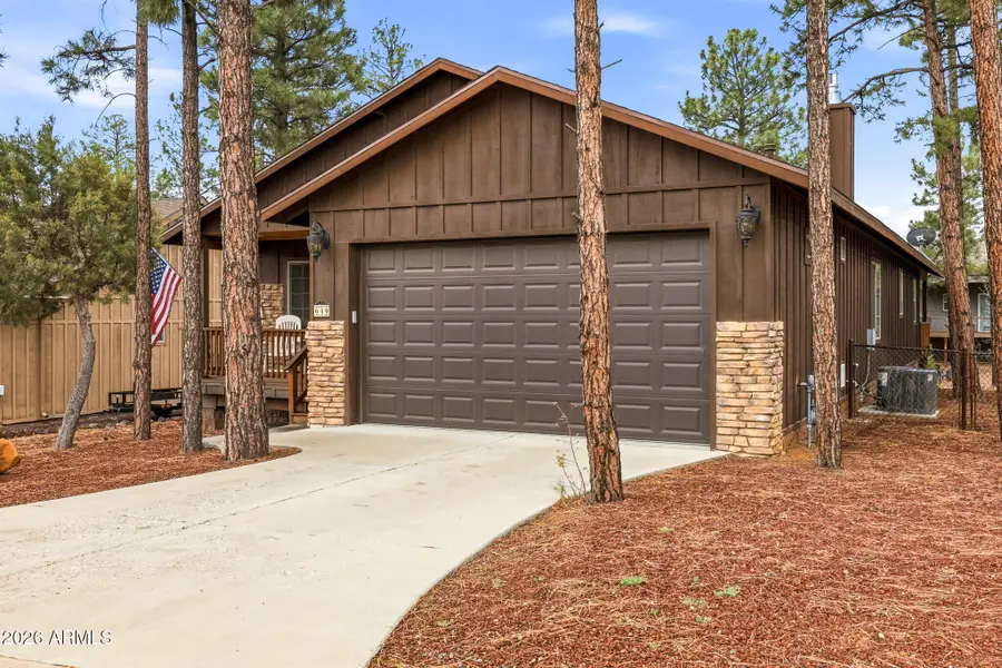 640 S Mountain Pines Avenue, Show Low, AZ 85901 - #2