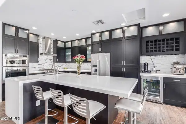 2012 W Chimney Rock Road, Phoenix, AZ 85085