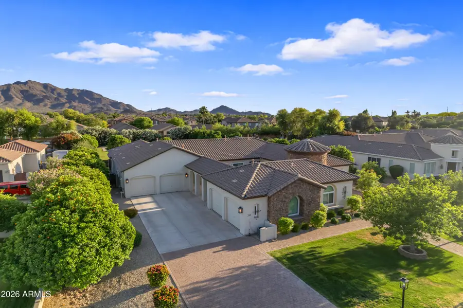 3375 E Vallejo Court, Gilbert, AZ 85298 - #3