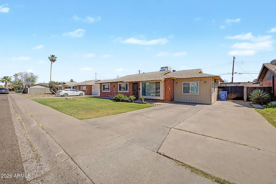 3917 W Marlette Avenue, Phoenix, AZ 85019 - #2