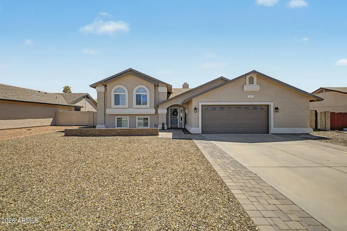 7521 W Willow Avenue, Peoria, AZ 85381 - #1