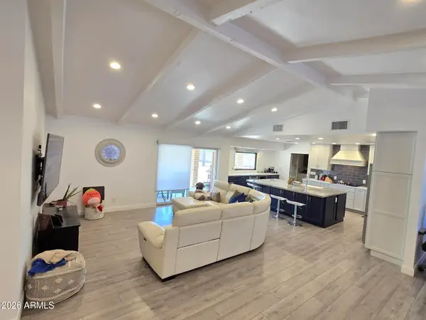 9821 E Becker Lane, Scottsdale, AZ 85260