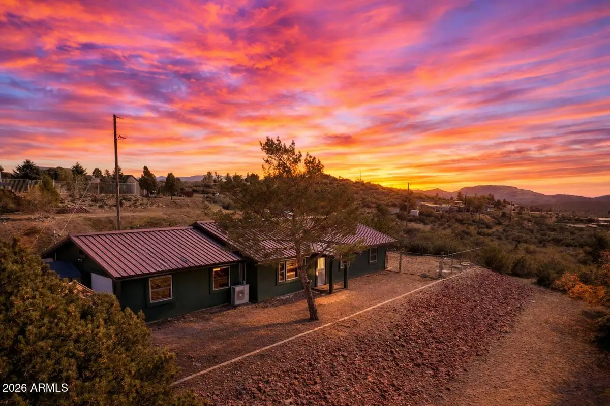 18059 S Country Club Drive, Kirkland, AZ 86332 - #1