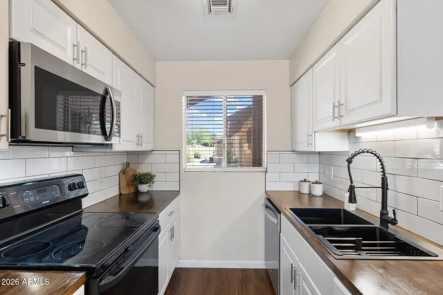 330 W Tonopah Drive #5, Phoenix, AZ 85027 - #2