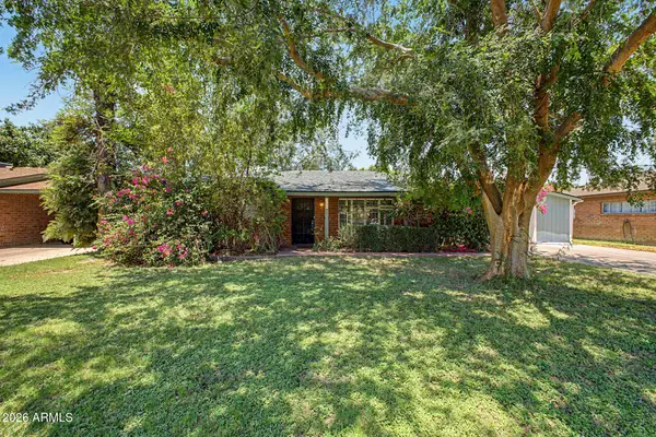 1132 E Flynn Lane, Phoenix, AZ 85014
