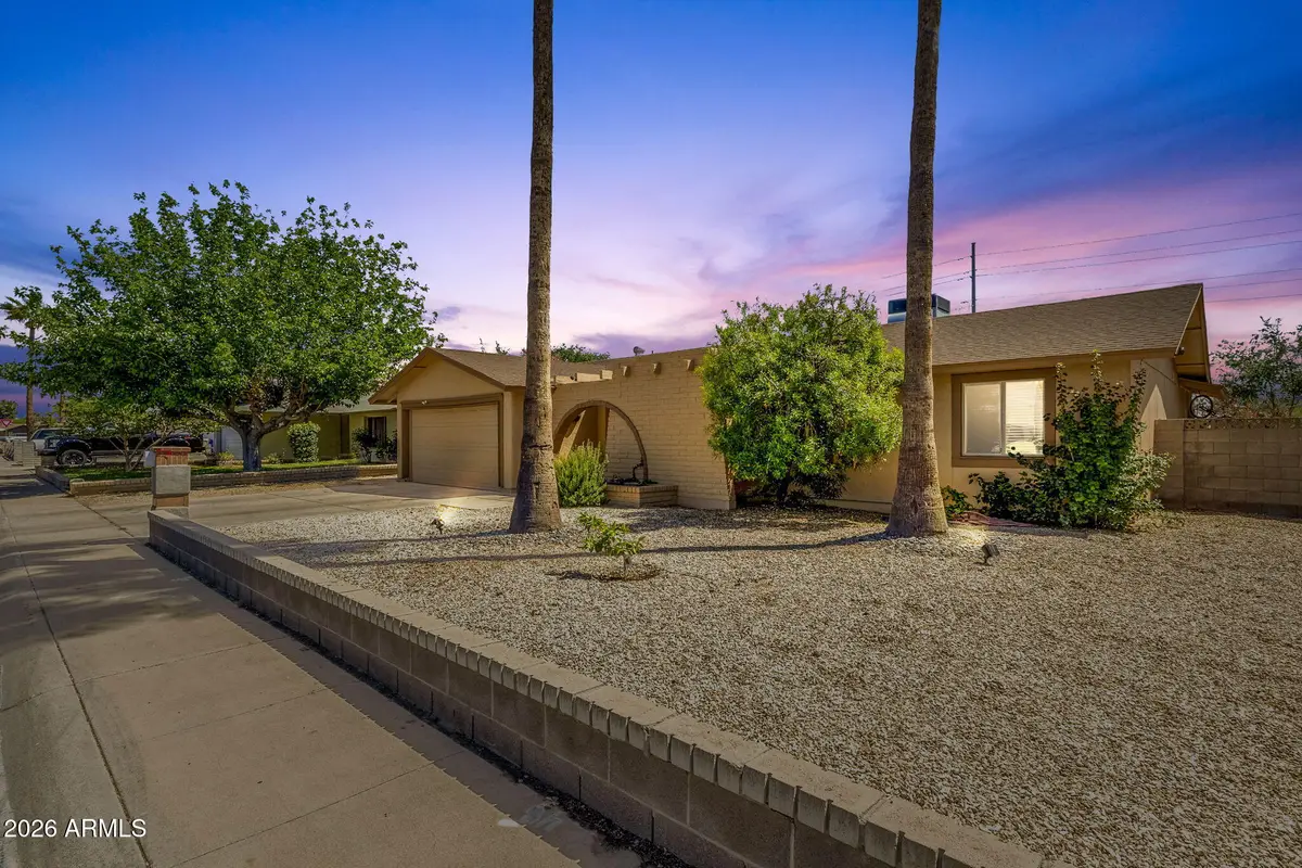 5719 W Zoe Ella Way, Glendale, AZ 85306 - #1