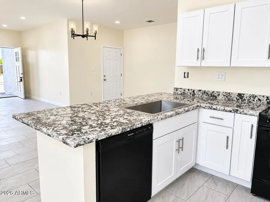 443 E Crystal Avenue, Douglas, AZ 85607 - #3