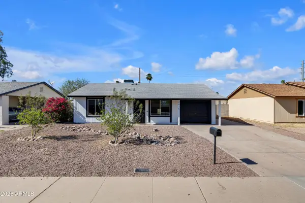 2016 W Hermosa Drive, Tempe, AZ 85282