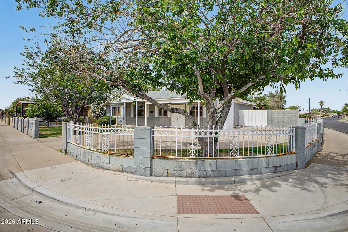 5324 W Lewis Avenue, Phoenix, AZ 85035 - #1