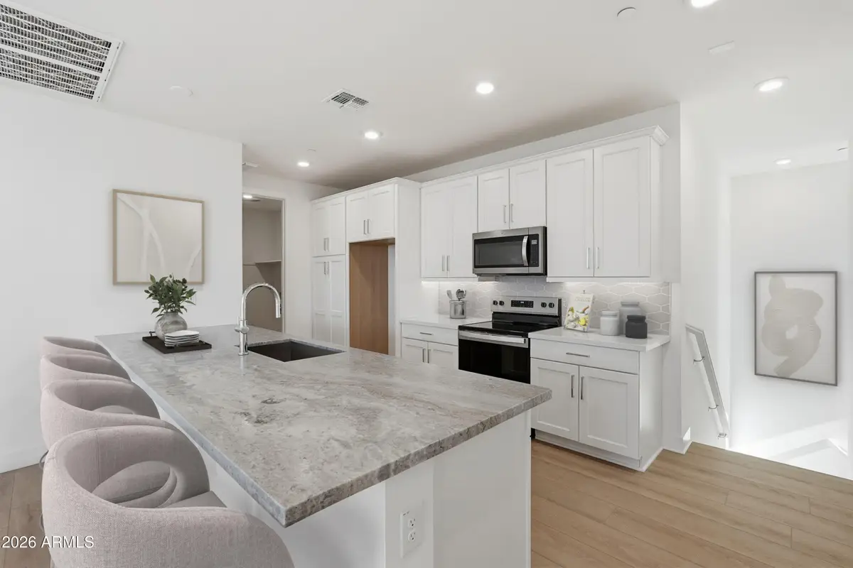 2121 W Sonoran Desert Drive #75, Phoenix, AZ 85085 - #1