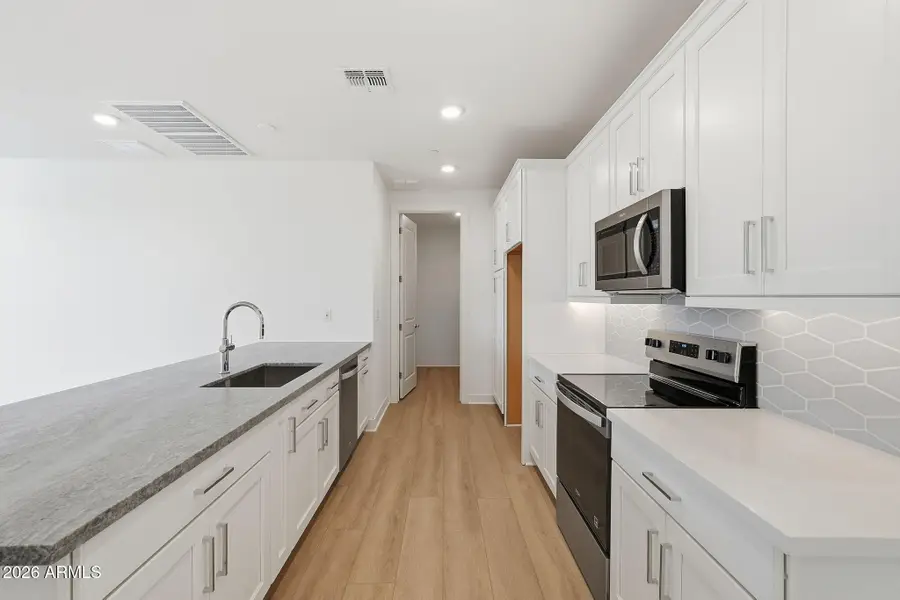 2121 W Sonoran Desert Drive #75, Phoenix, AZ 85085 - #3