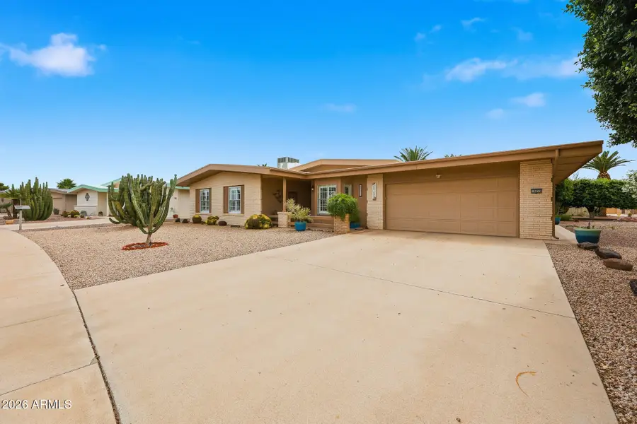 10853 W Kaibab Drive, Sun City, AZ 85373 - #2