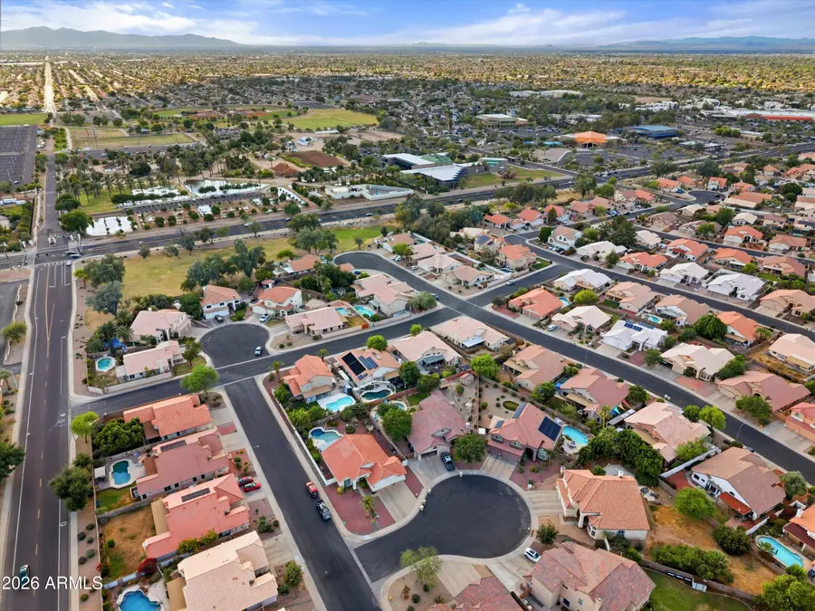 9922 N 57th Lane, Glendale, AZ 85302 - #2