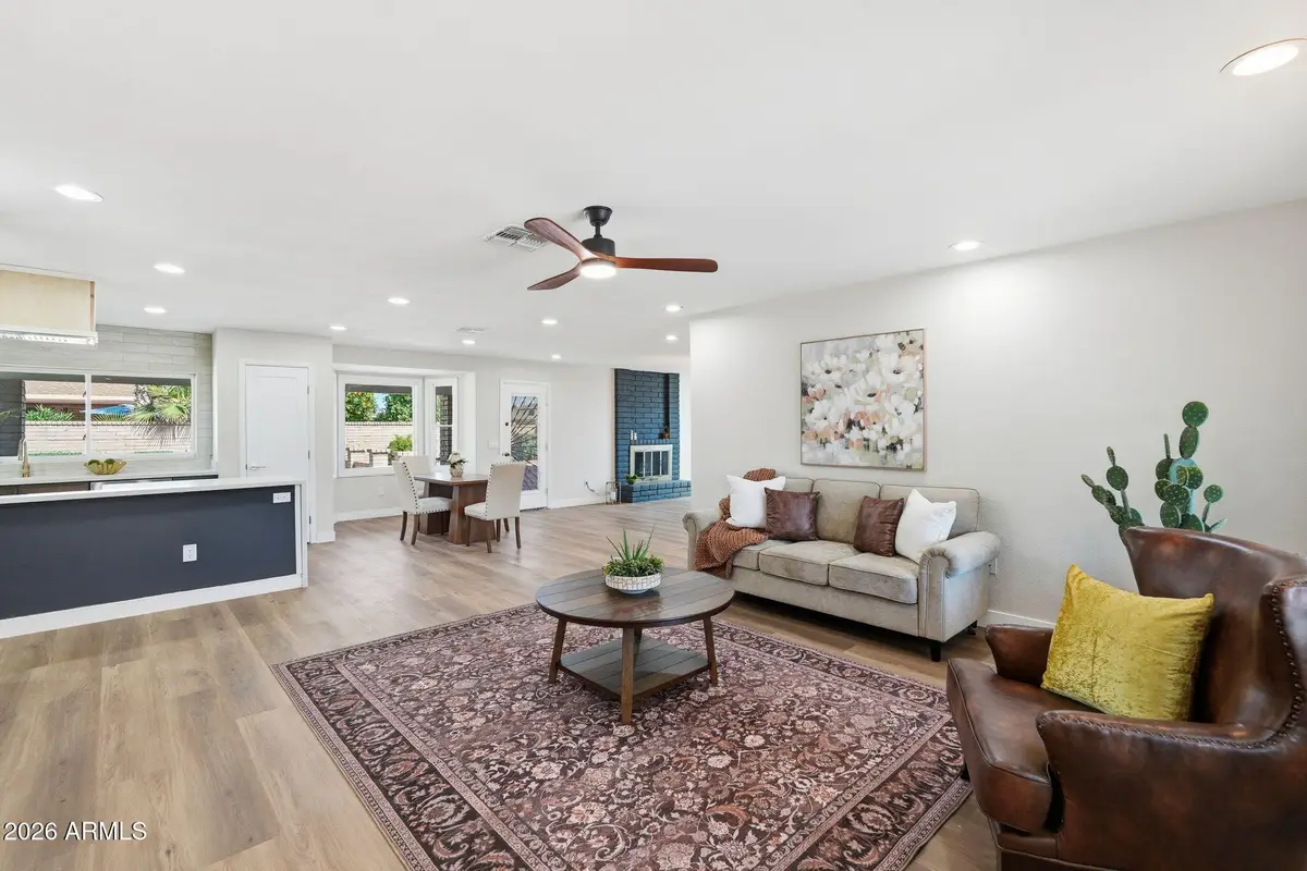 9627 N 58th Lane, Glendale, AZ 85302 - #1