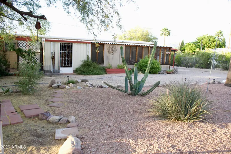 164 W Morris Drive, Queen Valley, AZ 85118 - #3