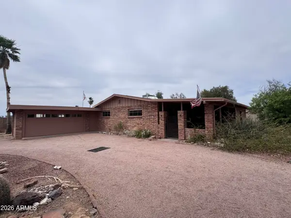 6526 E Holly Drive, Mesa, AZ 85215
