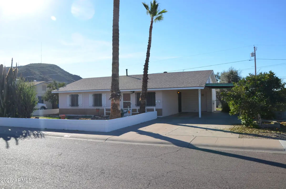 2047 W Wood Drive, Phoenix, AZ 85029 - #1