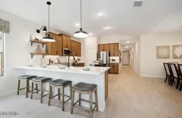 7964 W Sands Road, Glendale, AZ 85303