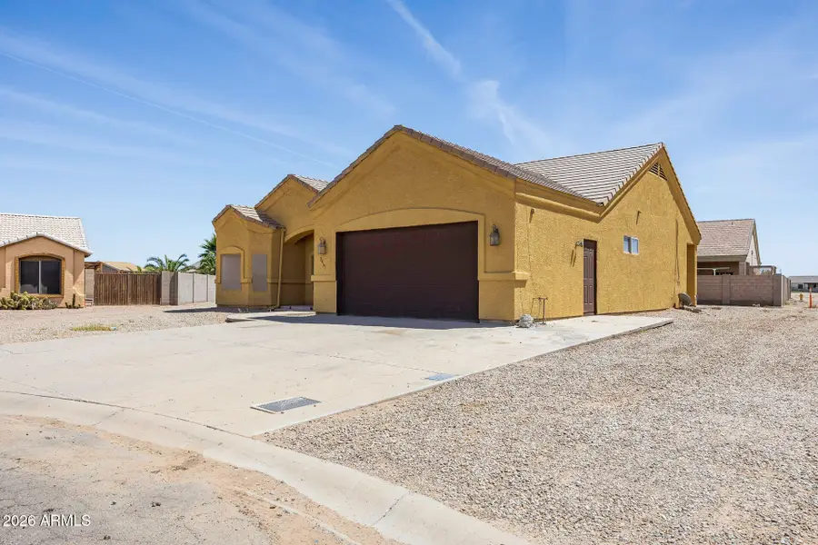 9461 W Kramer Place, Arizona City, AZ 85123 - #2