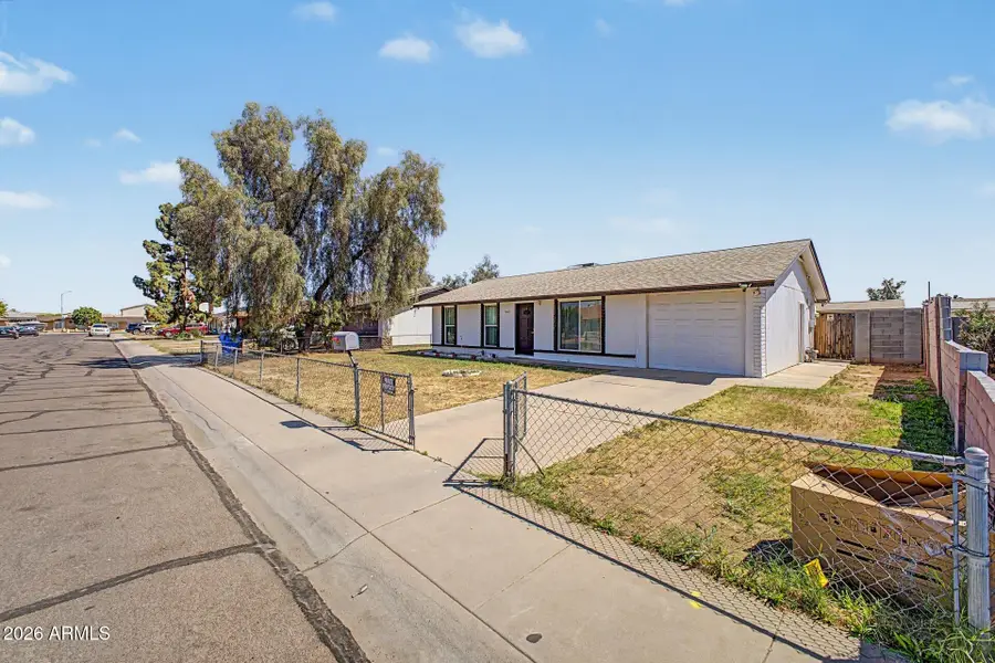 8827 W Heatherbrae Drive, Phoenix, AZ 85037 - #3