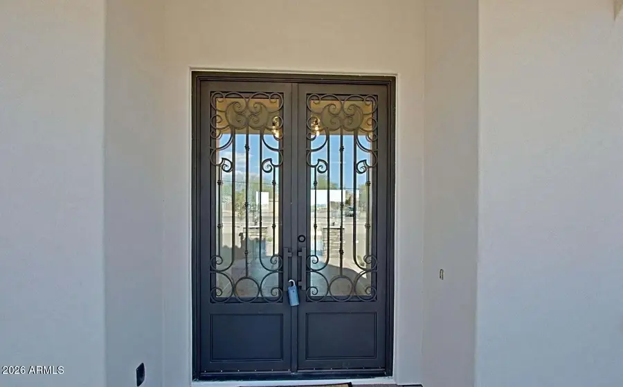 19 E Desert Hills Drive, Phoenix, AZ 85086 - #2