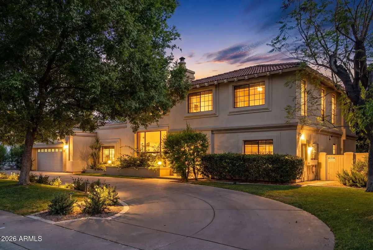 221 W Morten Avenue, Phoenix, AZ 85021 - #1