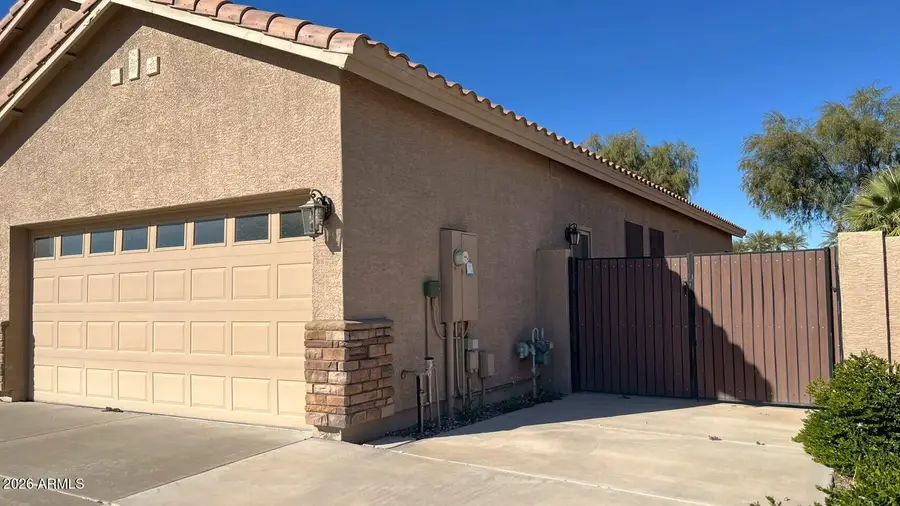 22167 N Lakeside Drive, Maricopa, AZ 85138 - #2