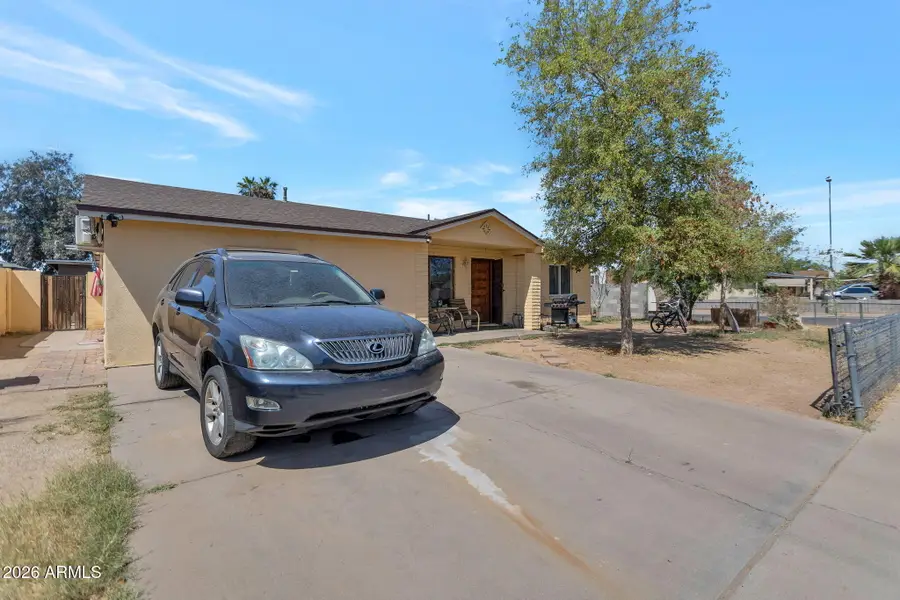2052 N 51st Drive, Phoenix, AZ 85035 - #2