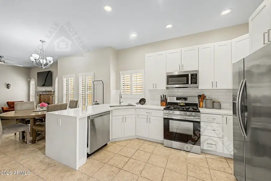 5015 E Cheyenne Drive #6, Phoenix, AZ 85044 - #2