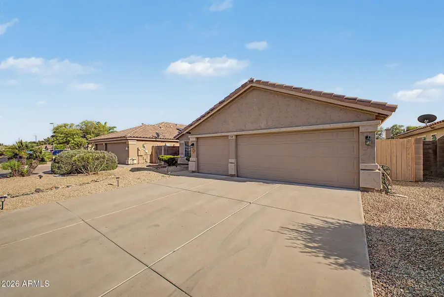 723 W Douglas Avenue, Gilbert, AZ 85233 - #2