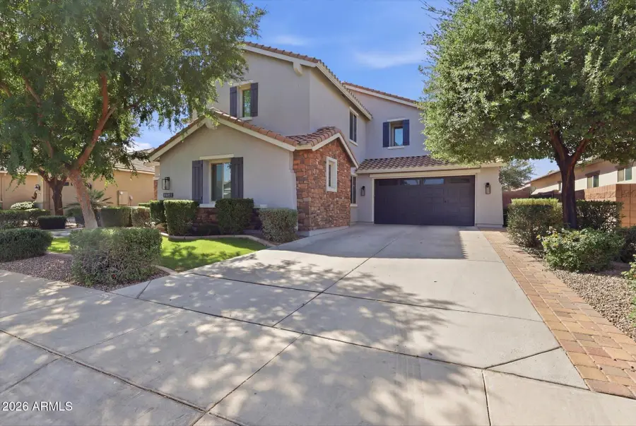 2471 E Penedes Drive, Gilbert, AZ 85298 - #3