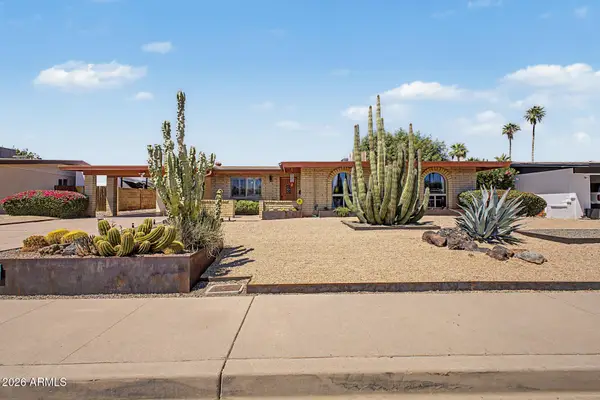 11822 N 38th Place, Phoenix, AZ 85028