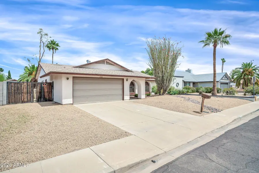 5738 W Greenbriar Drive, Glendale, AZ 85308 - #3
