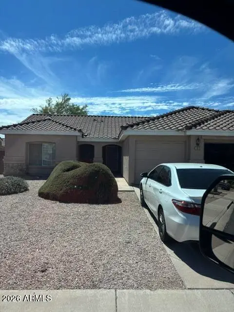 1015 W Juanita Avenue, Gilbert, AZ 85233