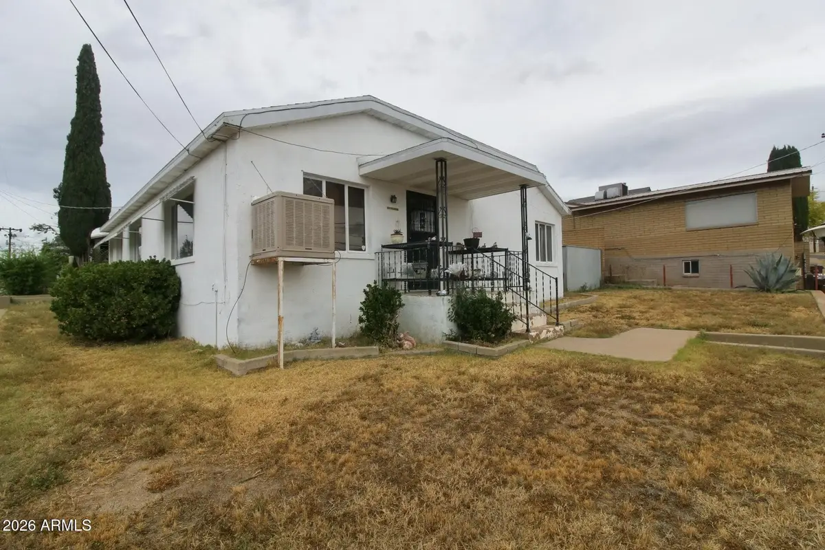 401 E Cedar Street, Globe, AZ 85501 - #1