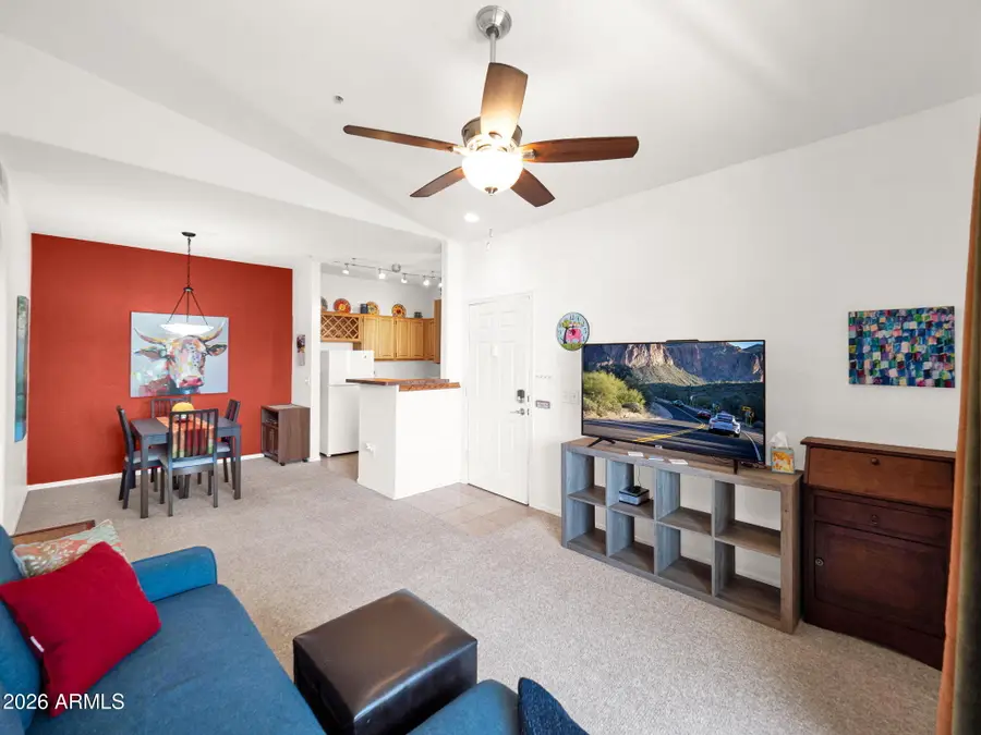 2929 W Yorkshire Drive #2015, Phoenix, AZ 85027 - #3