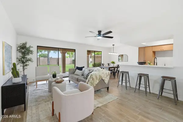 9453 W Mcrae Way, Peoria, AZ 85382