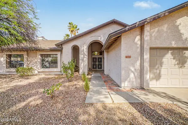16451 N 47th Place, Phoenix, AZ 85032