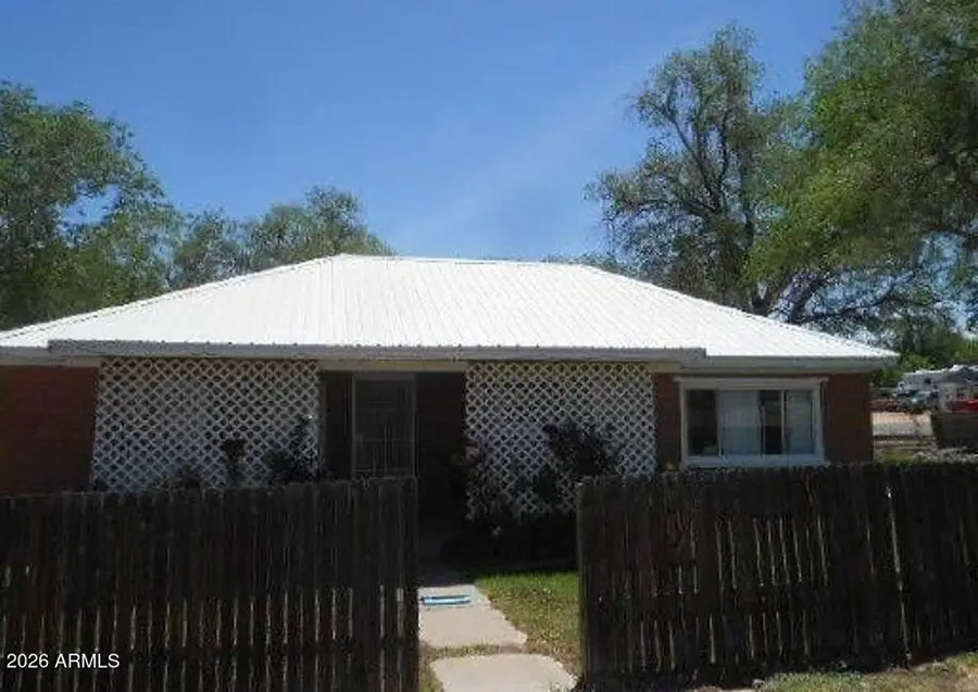270 E Apodoca Street, Saint Johns, AZ 85936 - #2