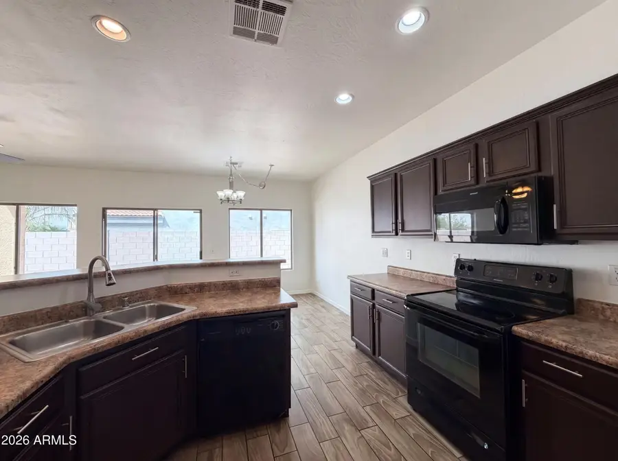 606 W Beautiful Lane, Phoenix, AZ 85041 - #2