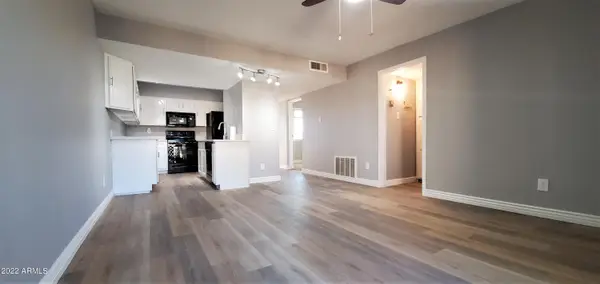 3313 N 68th Street #211, Scottsdale, AZ 85251