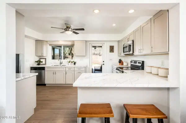 1726 W Hazelwood Street, Phoenix, AZ 85015
