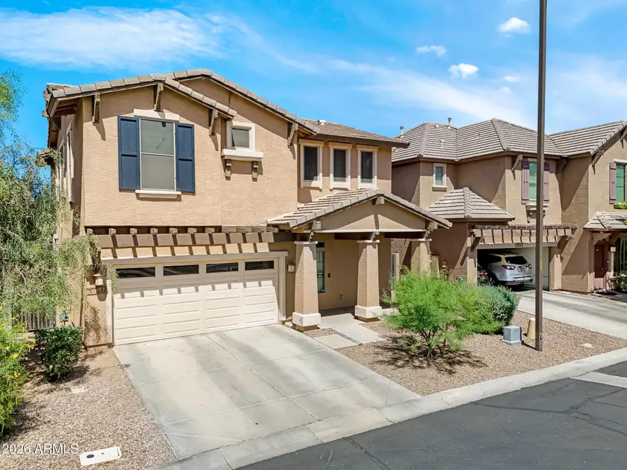 3104 S Lois Lane, Gilbert, AZ 85295 - #2