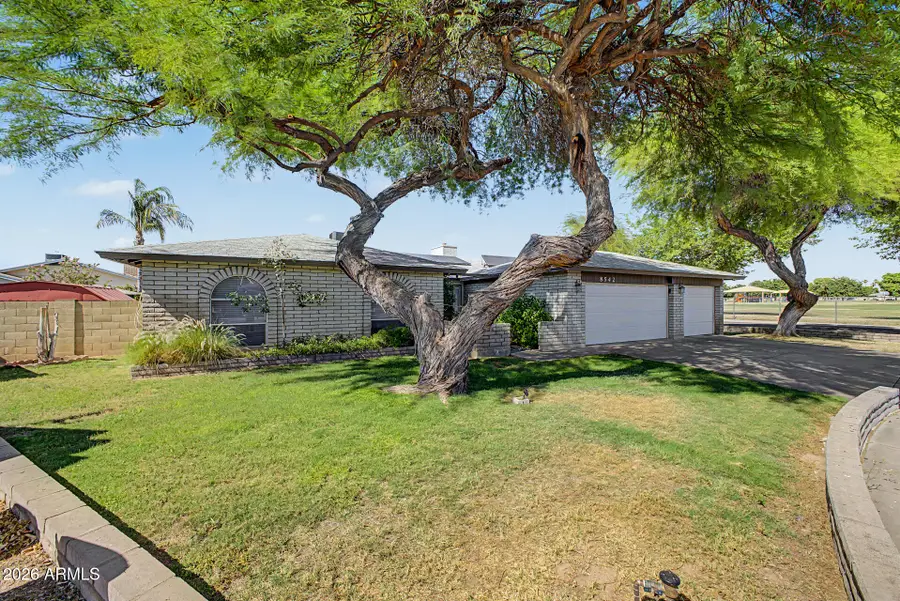 8542 N 48th Lane, Glendale, AZ 85302 - #2